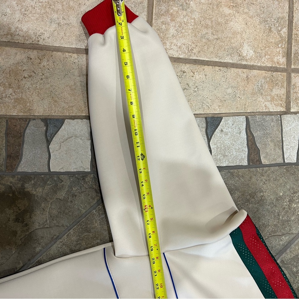 Unisex Gucci light neoprene Gucci logo hoodie size medium fits like large - Picture 9 of 13